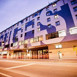 hotellátogatás
