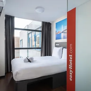 Easyhotel City Centre Otel